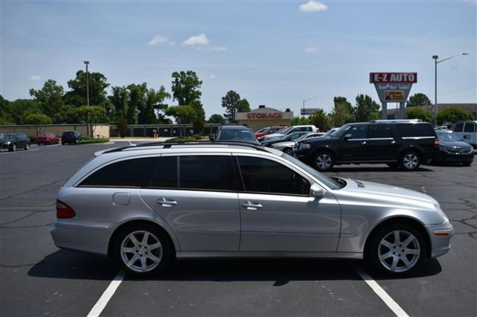 2007 Mercedes-Benz E-Class Wagon E350 4MATIC (WDBUH87X07X) , 5-Speed Automatic transmission, located at 3900 Bragg Blvd., Fayetteville, NC, 28303, (910) 868-3000, 35.081905, -78.943367 - T-8663-R1 - 2007 Mercedes-Benz E-Class Wagon WDBUH87X07X212750 - Photo#1