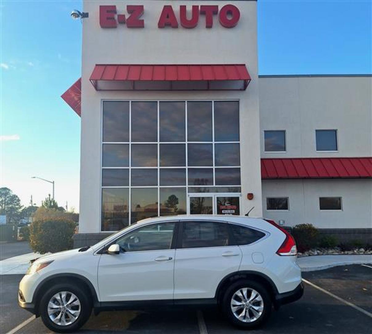 2014 Honda CR-V EX 4WD 5-Speed AT (5J6RM4H50EL) , 5-Speed Automatic transmission, located at 3900 Bragg Blvd., Fayetteville, NC, 28303, (910) 868-3000, 35.081905, -78.943367 - T-8979-R - 2014 Honda CR-V 5J6RM4H50EL085604 - Photo#0