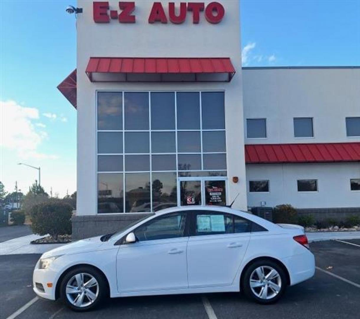 2014 White Chevrolet Cruze Diesel (1G1P75SZ3E7) , 6-Speed Automatic transmission, located at 3900 Bragg Blvd., Fayetteville, NC, 28303, (910) 868-3000, 35.081905, -78.943367 - T-9270-R - 2014 Chevrolet Cruze 1G1P75SZ3E7304837 - Photo#0