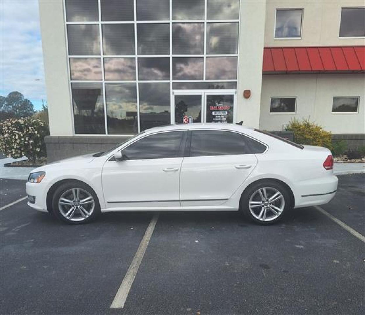 2013 Candy White Volkswagen Passat 2.0L TDI SEL Premium (1VWCN7A31DC) , 6-Speed Automatic transmission, located at 3900 Bragg Blvd., Fayetteville, NC, 28303, (910) 868-3000, 35.081905, -78.943367 - T-9372 - 2013 Volkswagen Passat 1VWCN7A31DC024292 - Photo#0