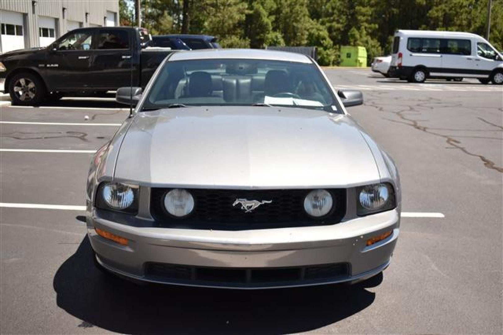 2007 Tungsten Grey Metallic Ford Mustang GT Premium Coupe (1ZVHT82HX75) , located at 3900 Bragg Blvd., Fayetteville, NC, 28303, (910) 868-3000, 35.081905, -78.943367 - T-9401-R - 2007 Ford Mustang 1ZVHT82HX75218209 - Photo#2