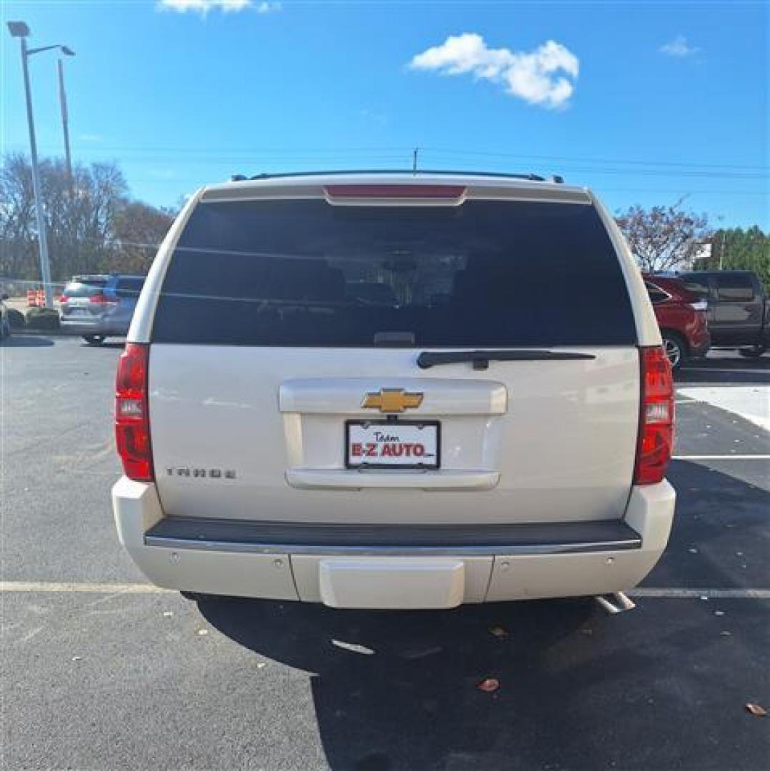 2013 White Diamond Chevrolet Tahoe LTZ 2WD (1GNSCCE08DR) , 6-Speed Automatic transmission, located at 3900 Bragg Blvd., Fayetteville, NC, 28303, (910) 868-3000, 35.081905, -78.943367 - T-9496 - 2013 Chevrolet Tahoe 1GNSCCE08DR370227 - Photo#3