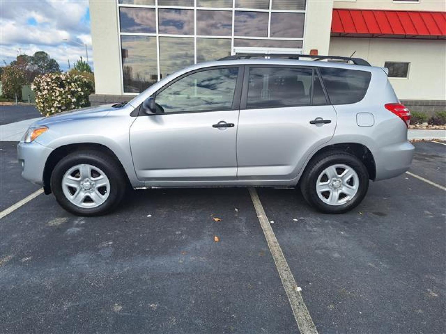 2012 Classic Silver Metallic Toyota RAV4 Base I4 4WD (2T3BF4DV2CW) , 4-Speed Automatic transmission, located at 3900 Bragg Blvd., Fayetteville, NC, 28303, (910) 868-3000, 35.081905, -78.943367 - T-9512 - 2012 Toyota RAV4 2T3BF4DV2CW239604 - Photo#0