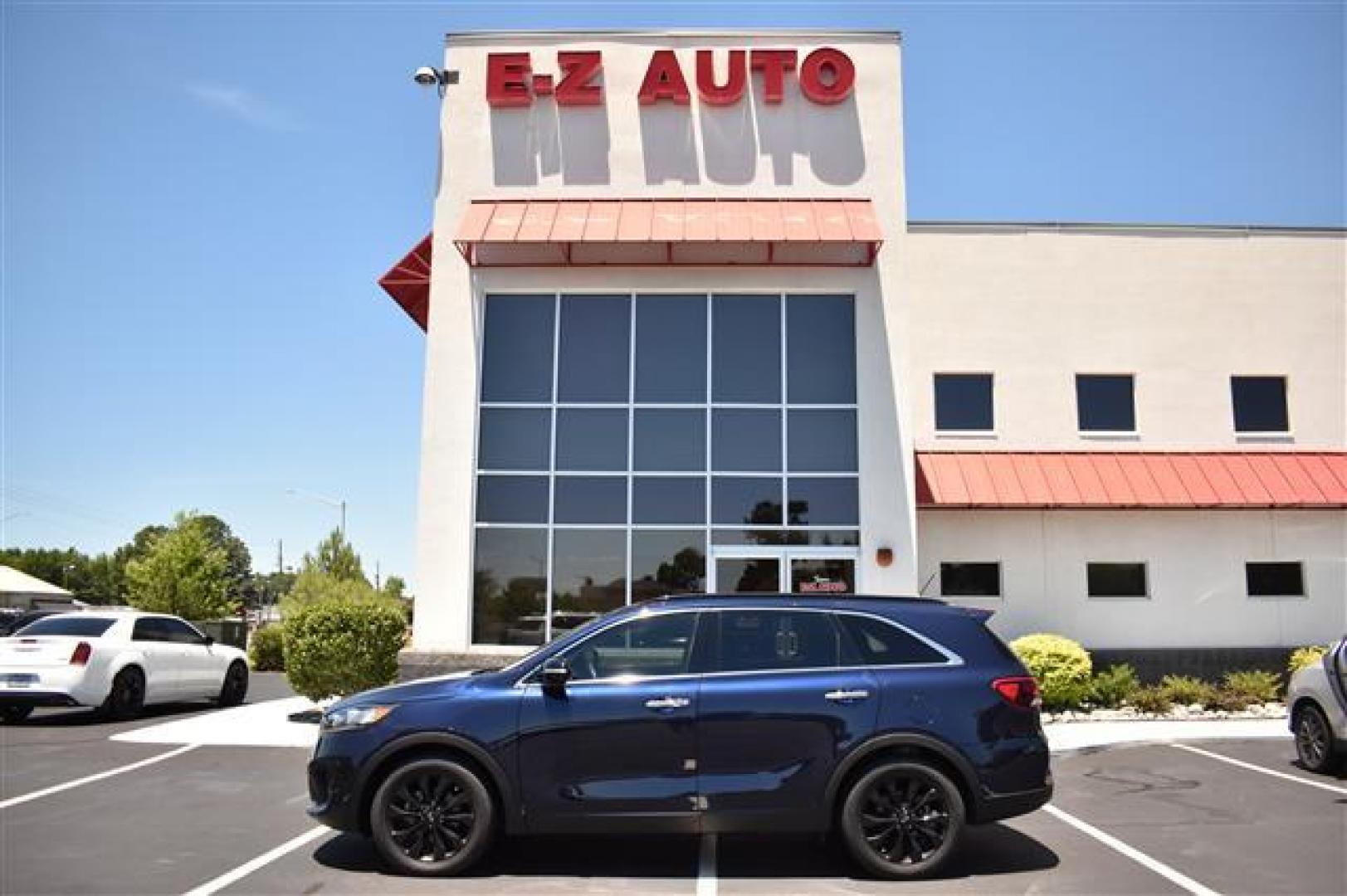 2020 Blue /Black Kia Sorento S V6 (5XYPG4A5XLG) , 8-Speed Automatic transmission, located at 3900 Bragg Blvd., Fayetteville, NC, 28303, (910) 868-3000, 35.081905, -78.943367 - T-9537 - 2020 Kia Sorento 5XYPG4A5XLG651159 - Photo#0