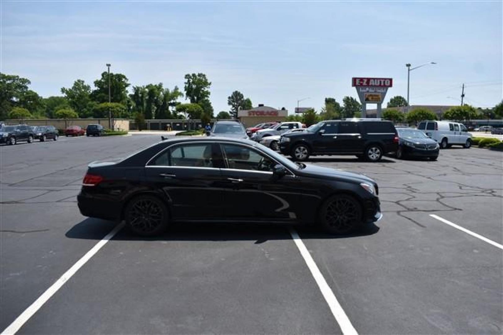 2014 Black Mercedes-Benz E-Class E350 Sedan (WDDHF5KB3EA) , 7-Speed Automatic transmission, located at 3900 Bragg Blvd., Fayetteville, NC, 28303, (910) 868-3000, 35.081905, -78.943367 - T-9554-R - 2014 Mercedes-Benz E-Class WDDHF5KB3EA939776 - Photo#1