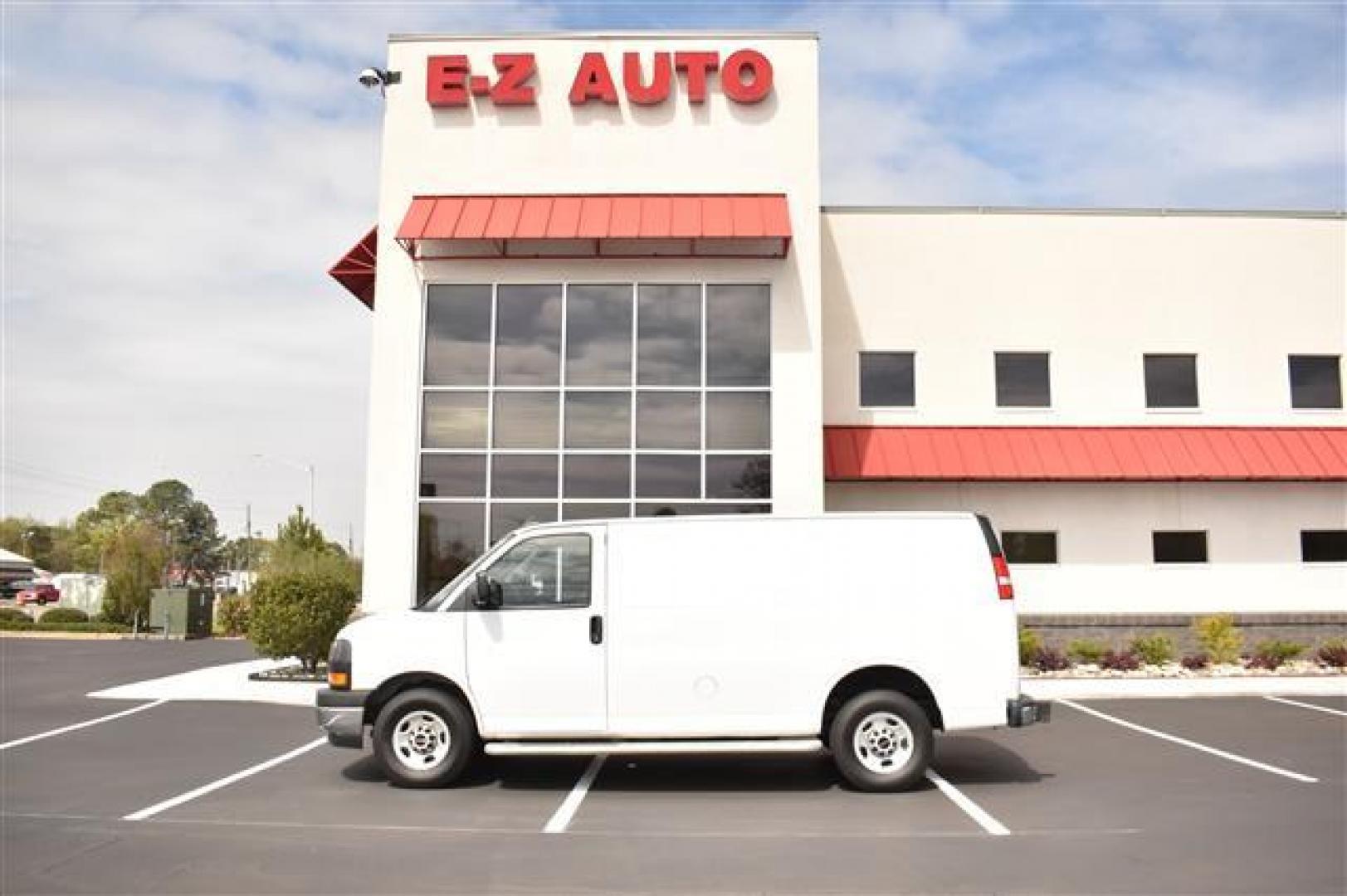 2021 Summit White /Gray GMC Savana G2500 Cargo (1GTW7AF70M1) , 6-Speed Automatic transmission, located at 3900 Bragg Blvd., Fayetteville, NC, 28303, (910) 868-3000, 35.081905, -78.943367 - T-9570 - 2021 GMC Savana 1GTW7AF70M1312450 - Photo#0