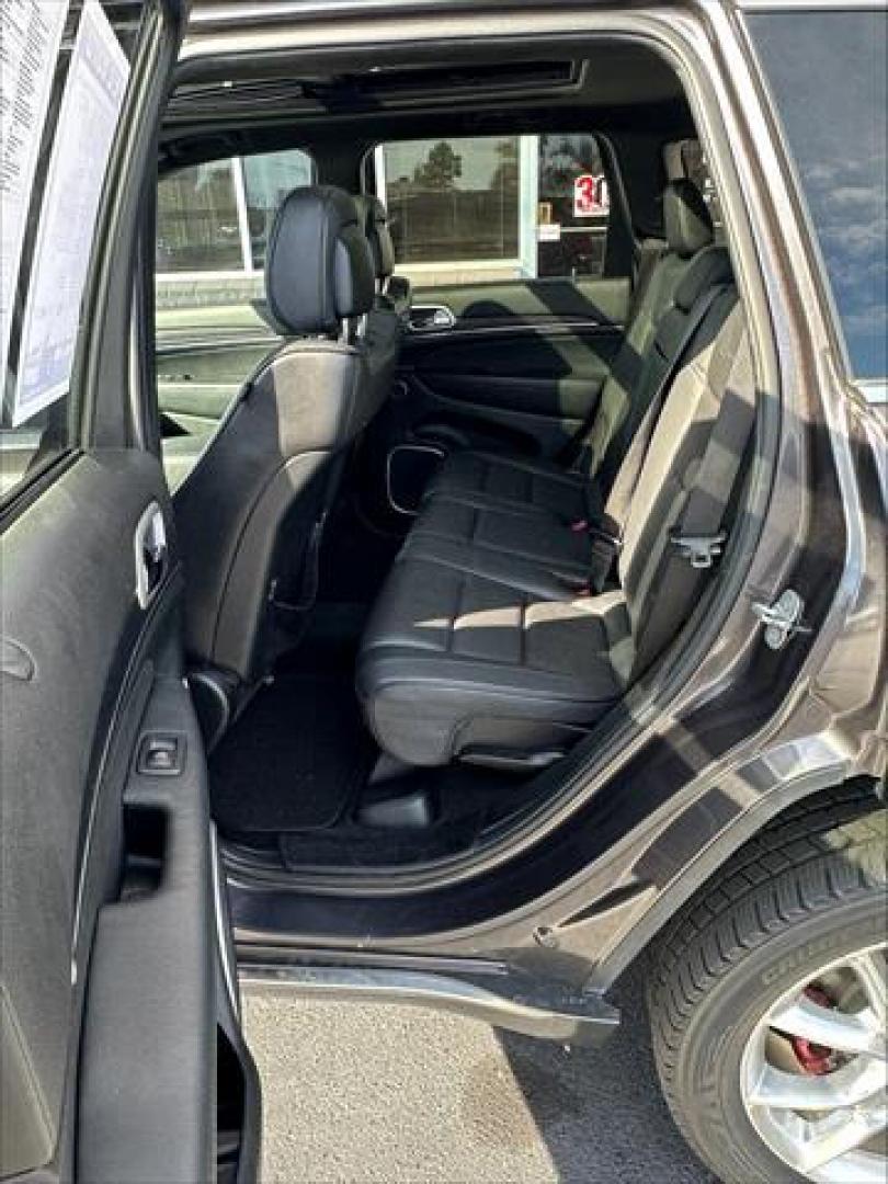 2014 Gray Jeep Grand Cherokee Summit 4WD (1C4RJFJG0EC) , 5-Speed Automatic transmission, located at 3900 Bragg Blvd., Fayetteville, NC, 28303, (910) 868-3000, 35.081905, -78.943367 - T-9583-R - 2014 Jeep Grand Cherokee 1C4RJFJG0EC214205 - Photo#7