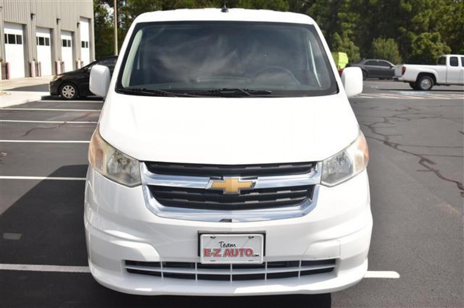 2015 Designer White Chevrolet City Express 1LT (3N63M0ZN2FK) , Continuously Variable Transmission transmission, located at 3900 Bragg Blvd., Fayetteville, NC, 28303, (910) 868-3000, 35.081905, -78.943367 - Photo#2