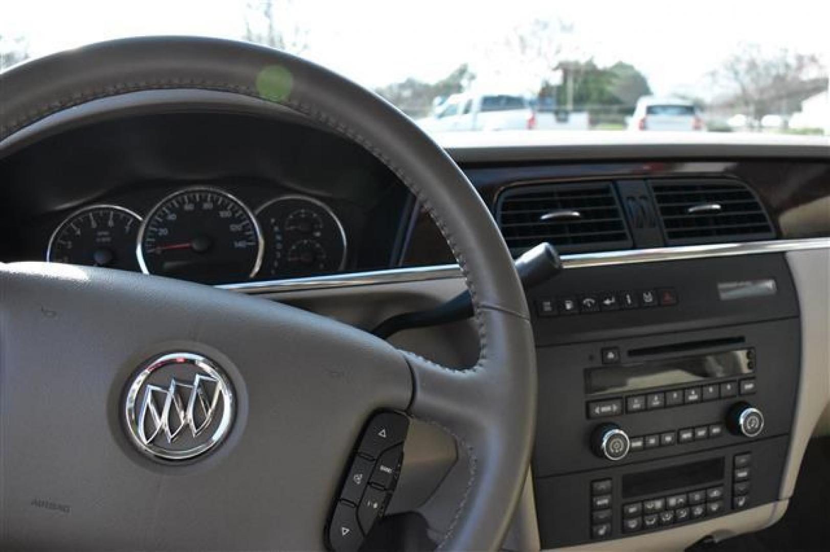 2007 Buick LaCrosse CXL (2G4WD582771) , 4-Speed Automatic transmission, located at 3900 Bragg Blvd., Fayetteville, NC, 28303, (910) 868-3000, 35.081905, -78.943367 - T-9658 - 2007 Buick LaCrosse 2G4WD582771249939 - Photo#7