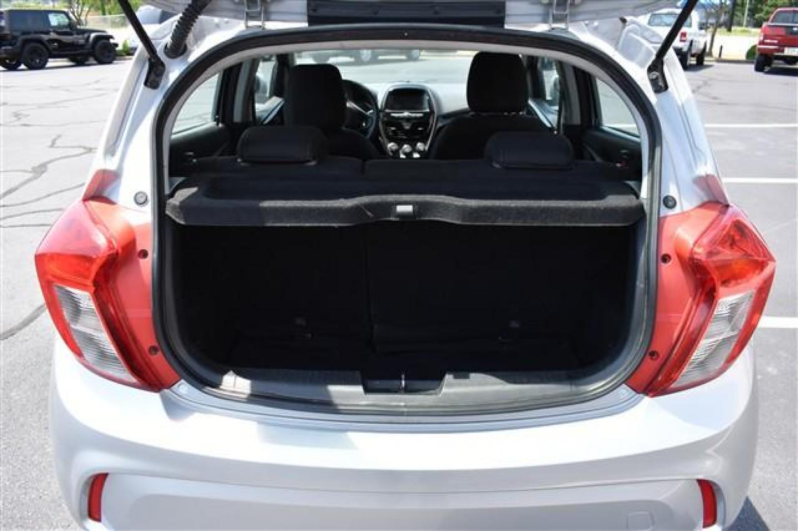 2021 Silver Chevrolet Spark 1LT CVT (KL8CD6SAXMC) , Continuously Variable Transmission transmission, located at 3900 Bragg Blvd., Fayetteville, NC, 28303, (910) 868-3000, 35.081905, -78.943367 - T-9660 - 2021 Chevrolet Spark KL8CD6SAXMC744230 - Photo#4