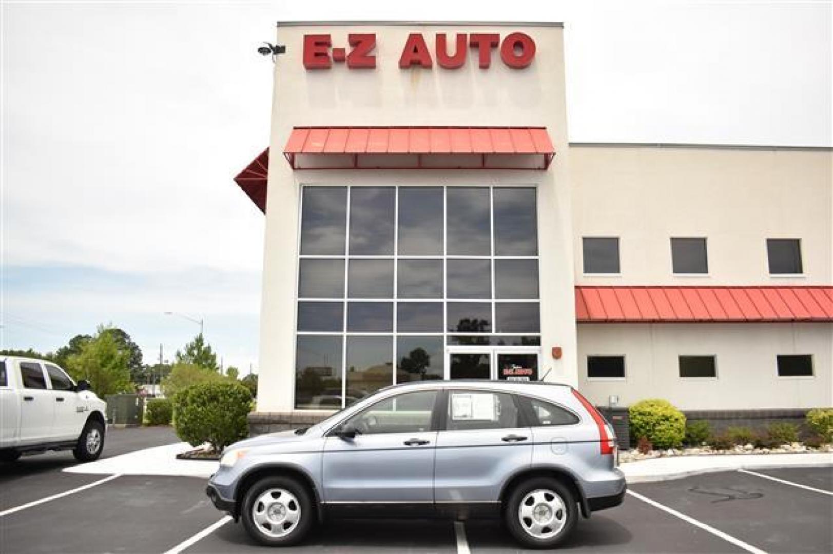 2007 Blue Honda CR-V LX 4WD AT (JHLRE48307C) , 5-Speed Automatic transmission, located at 3900 Bragg Blvd., Fayetteville, NC, 28303, (910) 868-3000, 35.081905, -78.943367 - T-9661 - 2007 Honda CR-V JHLRE48307C025295 - Photo#0