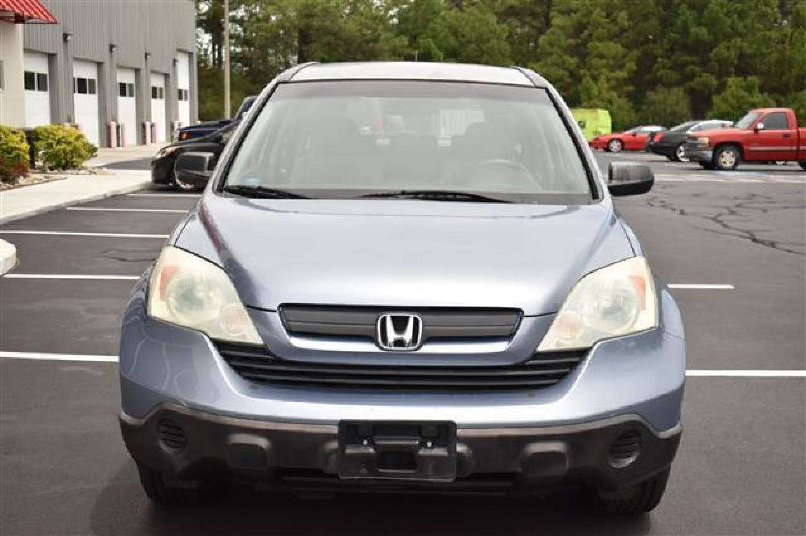 2007 Blue Honda CR-V LX 4WD AT (JHLRE48307C) , 5-Speed Automatic transmission, located at 3900 Bragg Blvd., Fayetteville, NC, 28303, (910) 868-3000, 35.081905, -78.943367 - T-9661 - 2007 Honda CR-V JHLRE48307C025295 - Photo#2