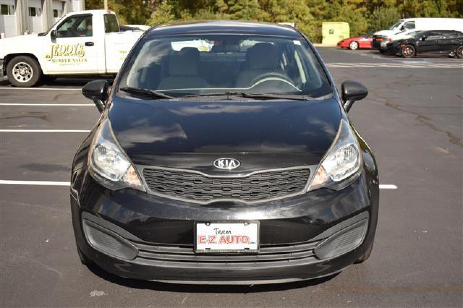 2015 Kia Rio LX (KNADM4A38F6) , 5-Speed Manual transmission, located at 3900 Bragg Blvd., Fayetteville, NC, 28303, (910) 868-3000, 35.081905, -78.943367 - T-9703 - 2015 Kia Rio KNADM4A38F6515028 - Photo#2