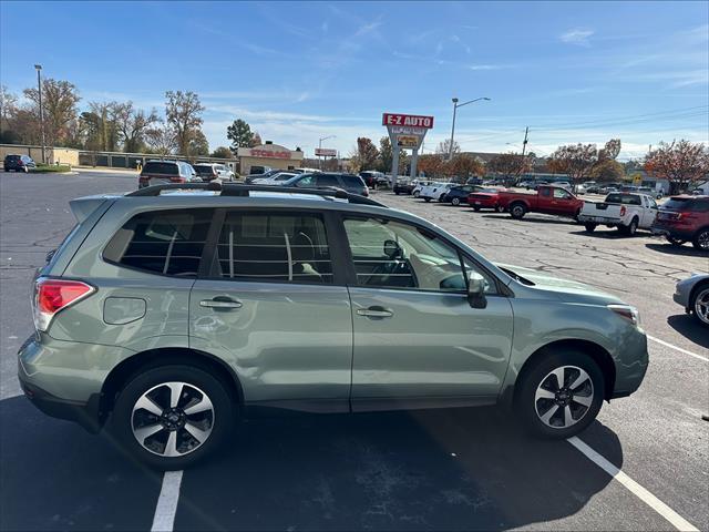 photo of 2017 Subaru Forester 2.5i Premium PZEV CVT