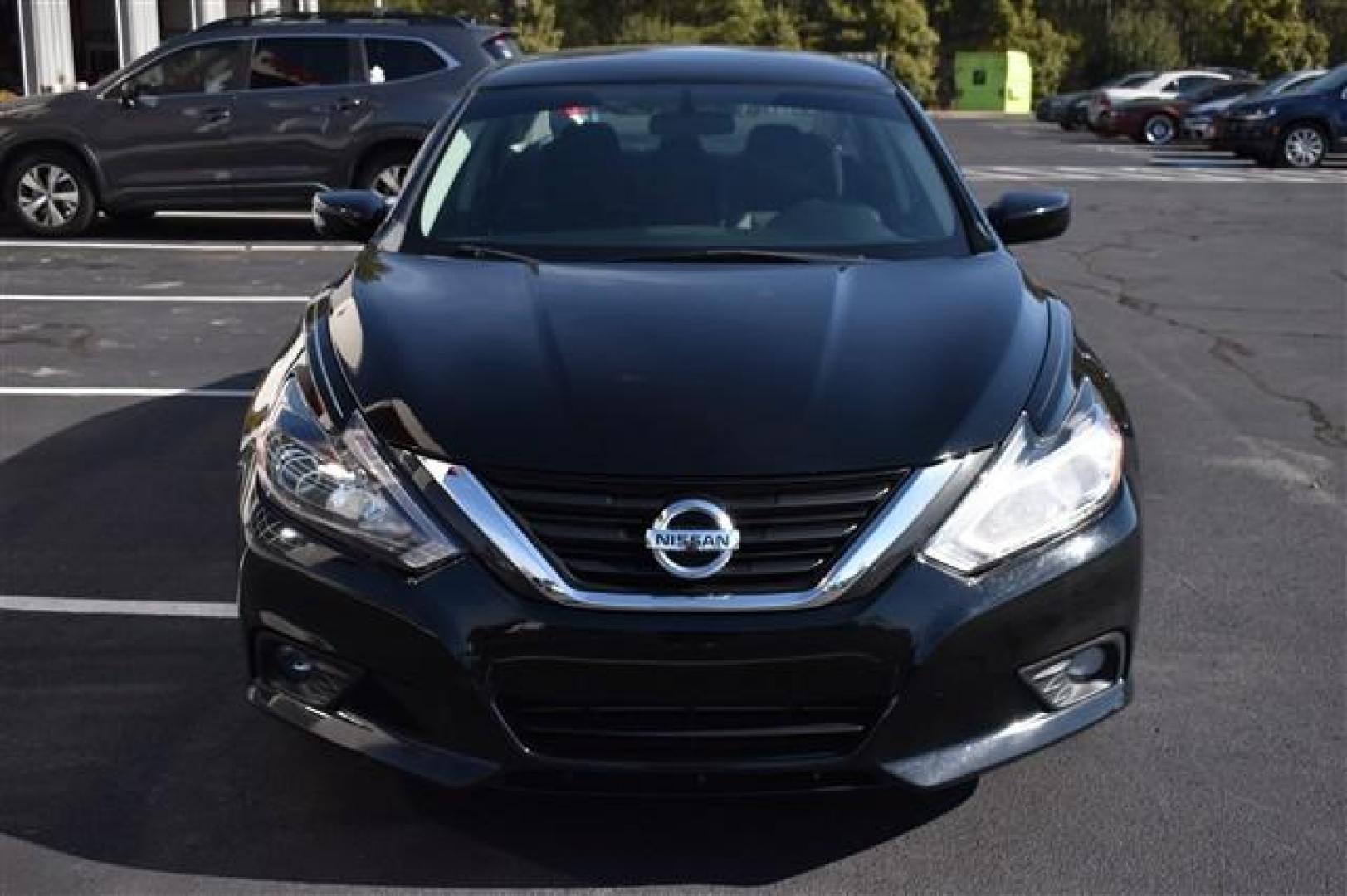 2017 Black Nissan Altima 2.5 SR (1N4AL3AP6HC) , Continuously Variable Transmission transmission, located at 3900 Bragg Blvd., Fayetteville, NC, 28303, (910) 868-3000, 35.081905, -78.943367 - T-9784 - 2017 Nissan Altima 1N4AL3AP6HC497967 - Photo#2