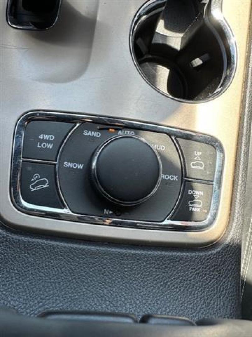 2014 Bright White Clearcoat Jeep Grand Cherokee Overland 4WD (1C4RJFCT9EC) , 5-Speed Automatic transmission, located at 3900 Bragg Blvd., Fayetteville, NC, 28303, (910) 868-3000, 35.081905, -78.943367 - T-9804 - 2014 Jeep Grand Cherokee 1C4RJFCT9EC105381 - Photo#10