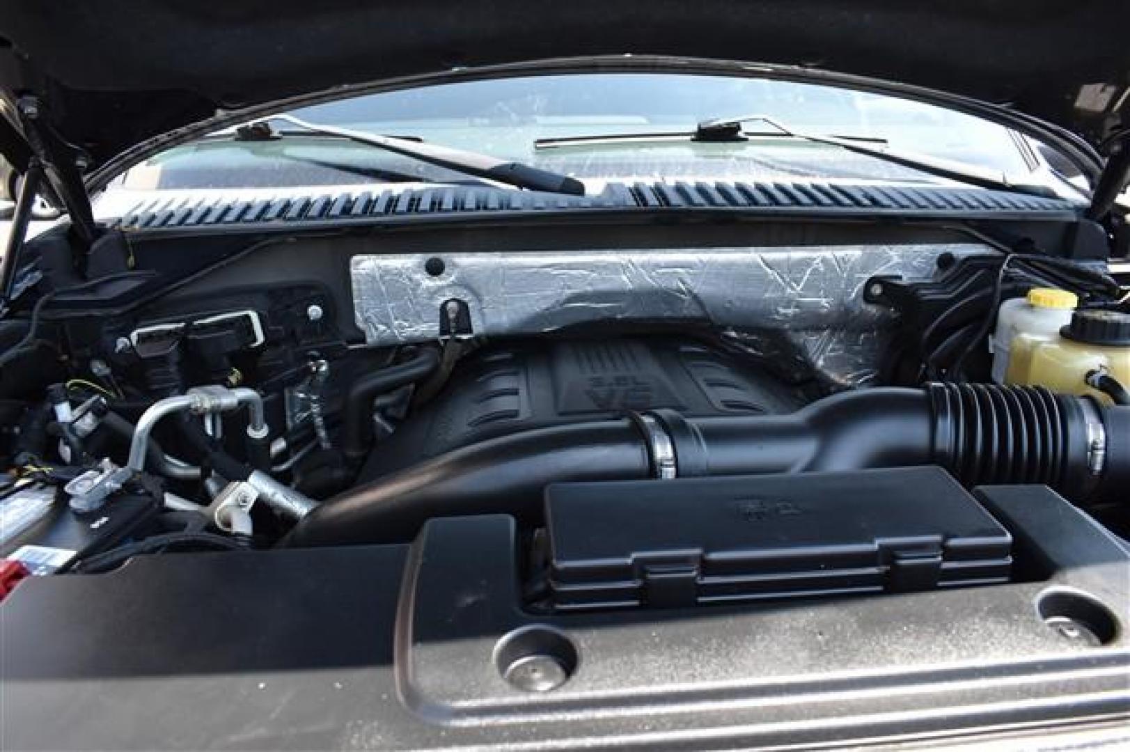 2017 Magnetic Ford Expedition Limited 4WD (1FMJU2AT4HE) , 6-Speed Automatic transmission, located at 3900 Bragg Blvd., Fayetteville, NC, 28303, (910) 868-3000, 35.081905, -78.943367 - T-9819 - 2017 Ford Expedition 1FMJU2AT4HEA61231 - Photo#13