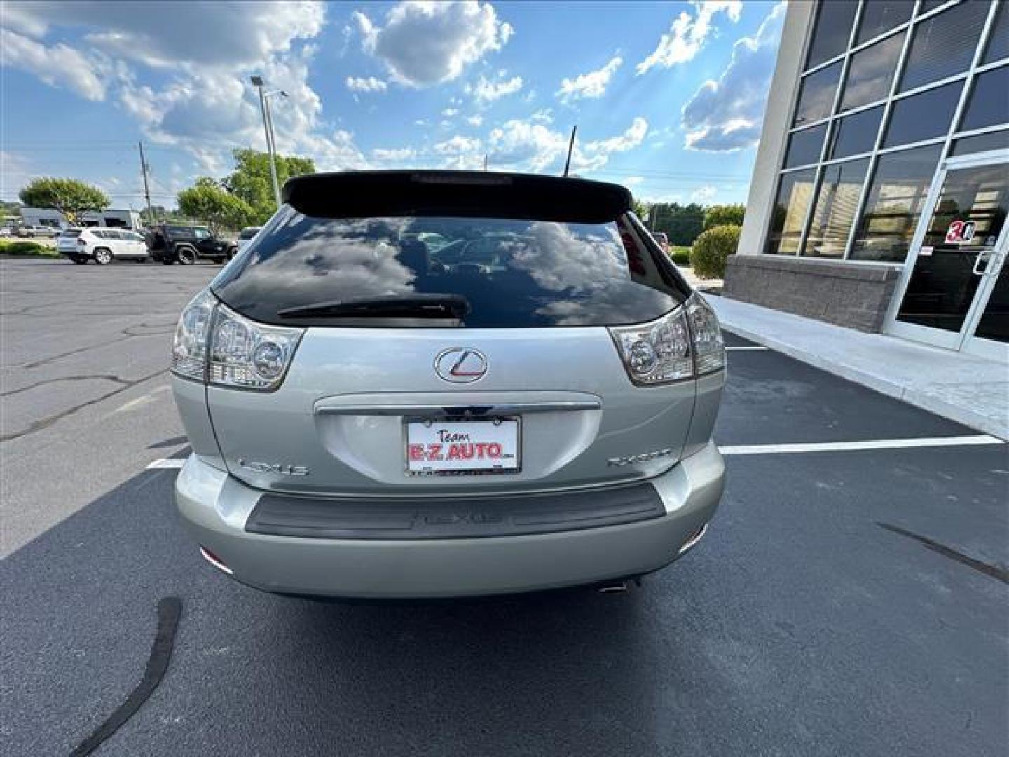 2004 Millennium Silver Metallic Lexus RX 330 4WD (2T2HA31U04C) , 5-Speed Automatic transmission, located at 3900 Bragg Blvd., Fayetteville, NC, 28303, (910) 868-3000, 35.081905, -78.943367 - T-9822 - 2004 Lexus RX 330 2T2HA31U04C008447 - Photo#3