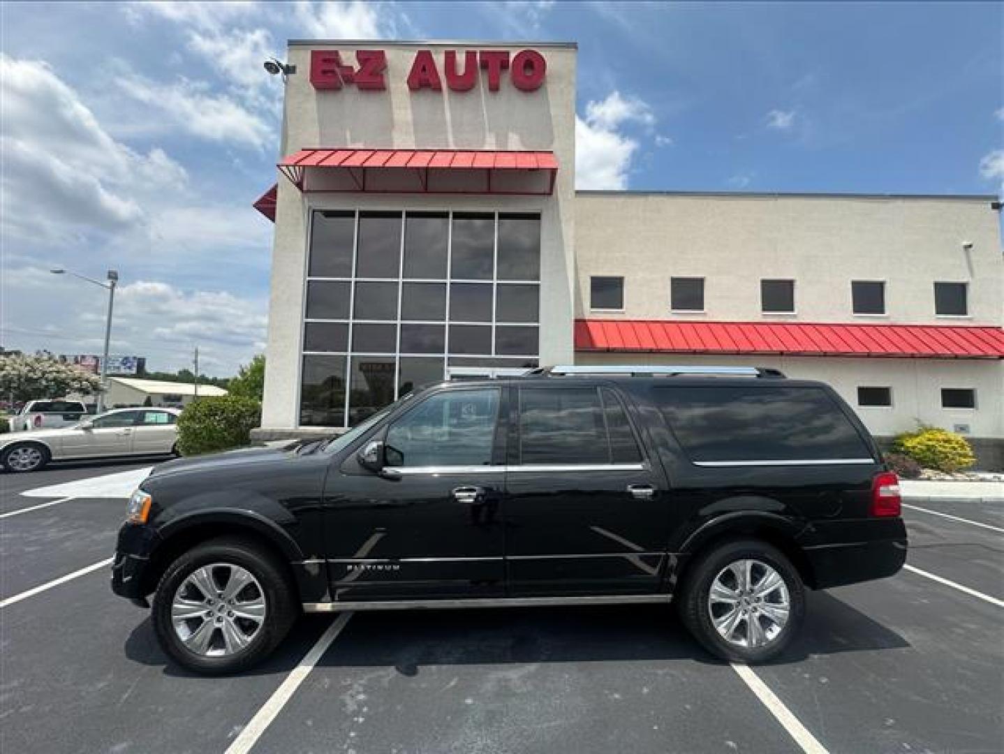 2015 Tuxedo Black Metallic Ford Expedition EL Platinum 2WD (1FMJK1LT0FE) , 6-Speed Automatic transmission, located at 3900 Bragg Blvd., Fayetteville, NC, 28303, (910) 868-3000, 35.081905, -78.943367 - T-9829 - 2015 Ford Expedition 1FMJK1LT0FEF19728 - Photo#0