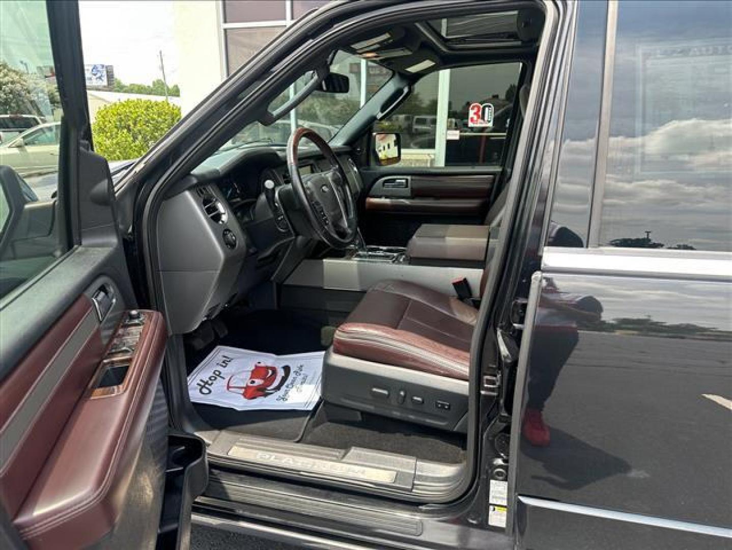 2015 Tuxedo Black Metallic Ford Expedition EL Platinum 2WD (1FMJK1LT0FE) , 6-Speed Automatic transmission, located at 3900 Bragg Blvd., Fayetteville, NC, 28303, (910) 868-3000, 35.081905, -78.943367 - T-9829 - 2015 Ford Expedition 1FMJK1LT0FEF19728 - Photo#8