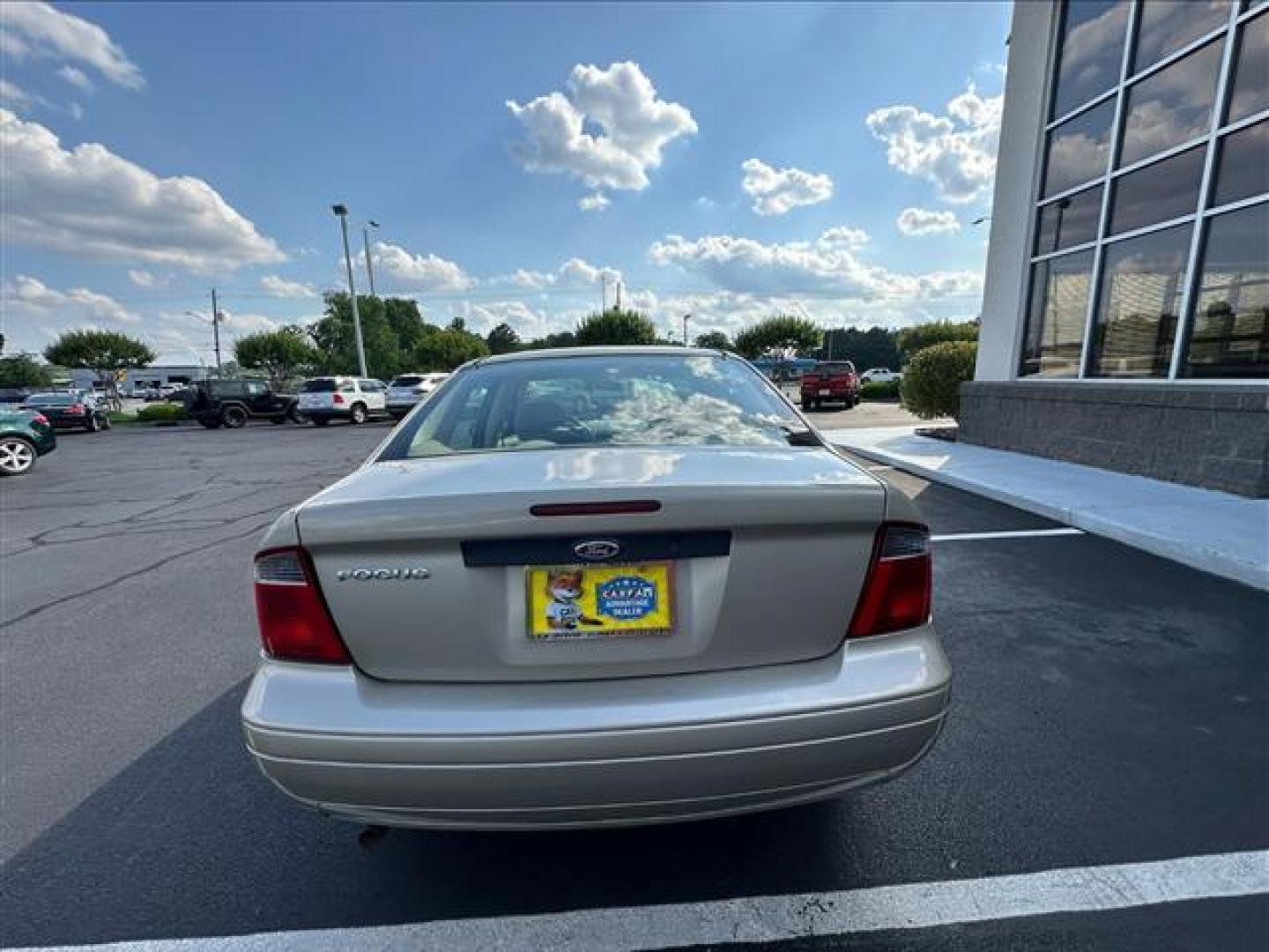 2007 Pueblo Gold Metallic Ford Focus ZX4 S (1FAFP34N67W) , 4-Speed Automatic transmission, located at 3900 Bragg Blvd., Fayetteville, NC, 28303, (910) 868-3000, 35.081905, -78.943367 - T-9830 - 2007 Ford Focus 1FAFP34N67W279173 - Photo#3