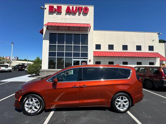 photo of 2018 Chrysler Pacifica Touring Plus
