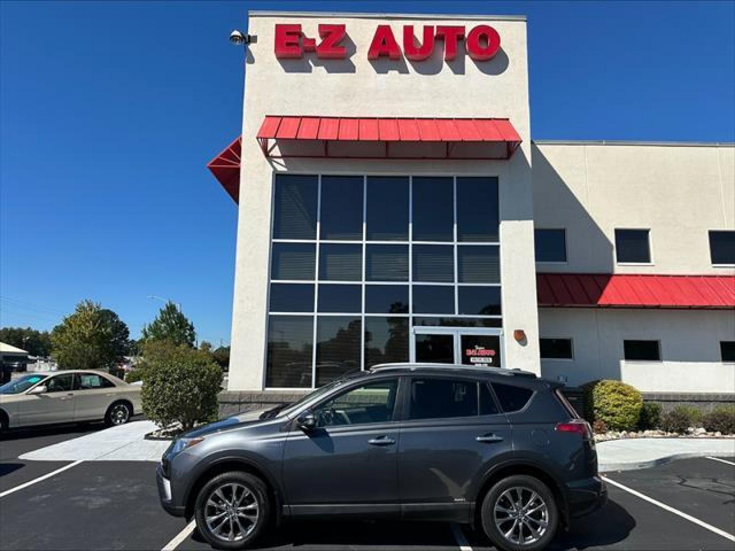 2017 Toyota RAV4 Limited's photo