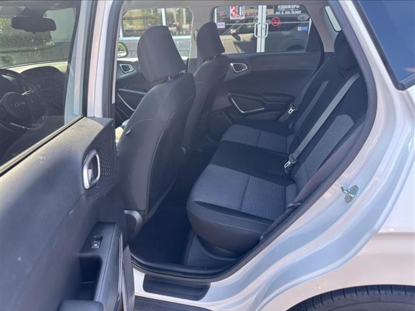 2020 Snow White Pearl Kia Soul EX (KNDJ33AU3L7) , Continuously Variable Transmission transmission, located at 3900 Bragg Blvd., Fayetteville, NC, 28303, (910) 868-3000, 35.081905, -78.943367 - T-9853 - 2020 Kia Soul KNDJ33AU3L7714327 - Photo#6
