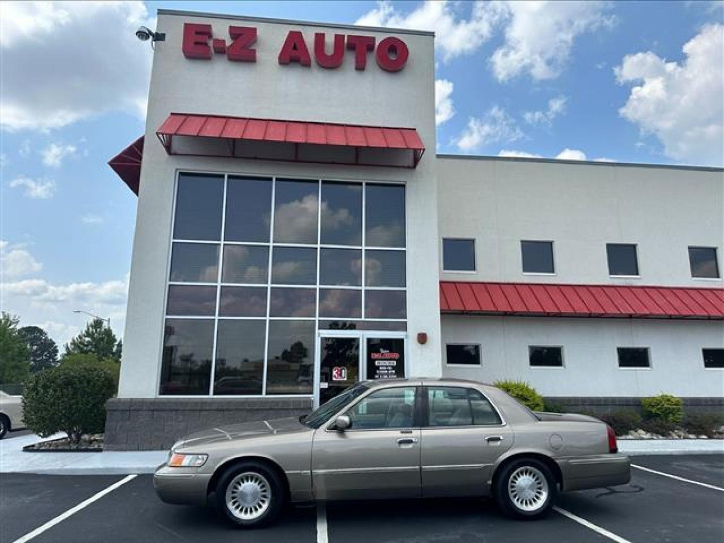2002 Arizona Beige Metallic Mercury Grand Marquis LS Premium (2MEFM75W32X) , 4-Speed Automatic transmission, located at 3900 Bragg Blvd., Fayetteville, NC, 28303, (910) 868-3000, 35.081905, -78.943367 - T-9858 - 2002 Mercury Grand Marquis 2MEFM75W32X613432 - Photo#0