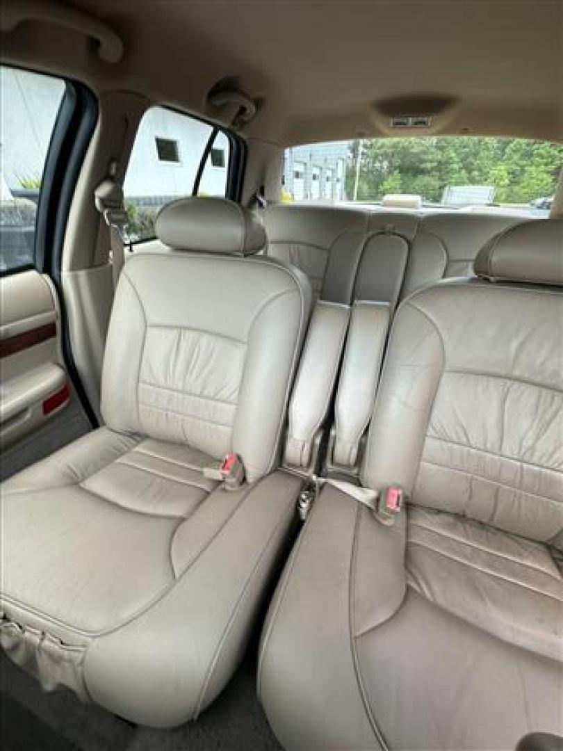 2002 Arizona Beige Metallic Mercury Grand Marquis LS Premium (2MEFM75W32X) , 4-Speed Automatic transmission, located at 3900 Bragg Blvd., Fayetteville, NC, 28303, (910) 868-3000, 35.081905, -78.943367 - T-9858 - 2002 Mercury Grand Marquis 2MEFM75W32X613432 - Photo#7