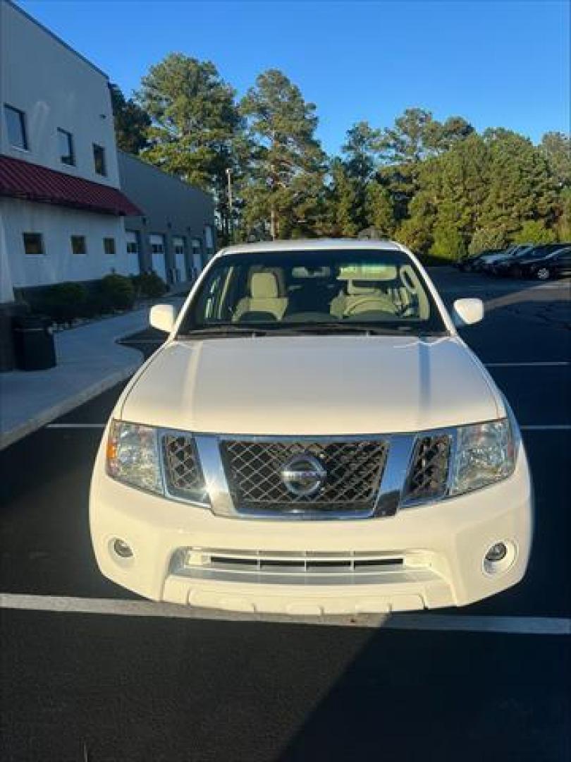 2012 Avalanche Nissan Pathfinder SV 2WD (5N1AR1NN4CC) , 5-Speed Automatic transmission, located at 3900 Bragg Blvd., Fayetteville, NC, 28303, (910) 868-3000, 35.081905, -78.943367 - T-9873-R - 2012 Nissan Pathfinder 5N1AR1NN4CC630073 - Photo#1