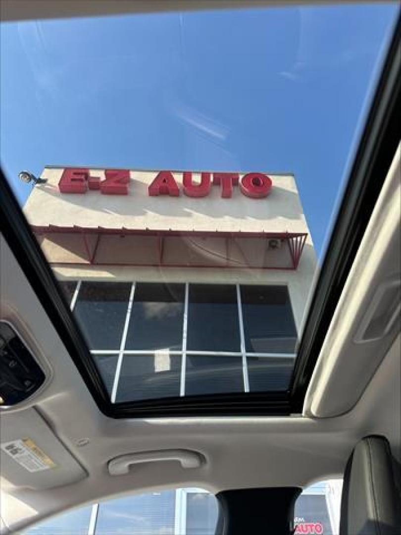 2023 Black Mercedes-Benz C-Class C300 Sedan (W1KAF4GBXPR) , 9-Speed Automatic transmission, located at 3900 Bragg Blvd., Fayetteville, NC, 28303, (910) 868-3000, 35.081905, -78.943367 - T-9930 - 2023 Mercedes-Benz C-Class W1KAF4GBXPR127965 - Photo#8