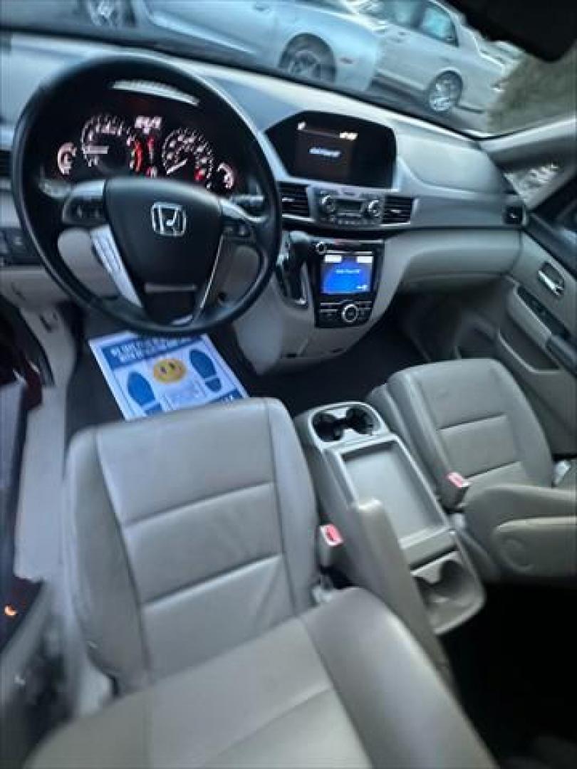 2016 Deep Scarlet Pearl Honda Odyssey EX-L (5FNRL5H67GB) , 6-Speed Automatic transmission, located at 3900 Bragg Blvd., Fayetteville, NC, 28303, (910) 868-3000, 35.081905, -78.943367 - T-9941 - 2016 Honda Odyssey 5FNRL5H67GB031939 - Photo#5