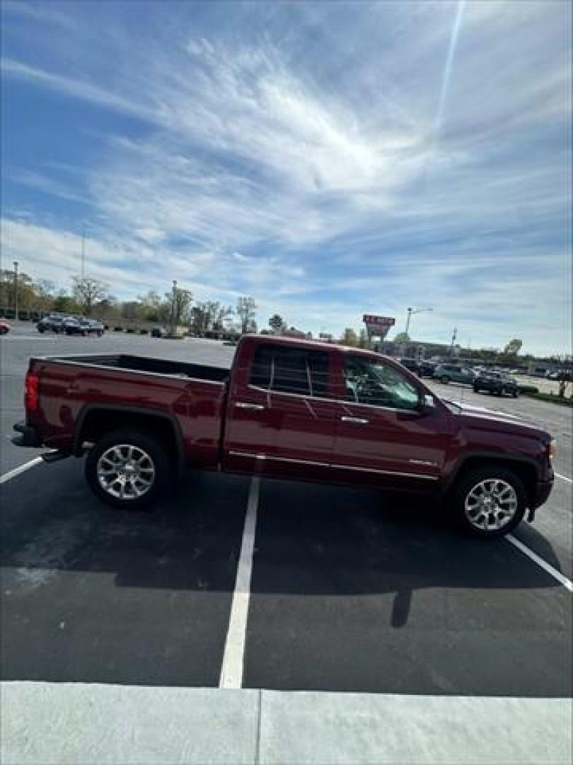 2015 Sonoma Red Metallic GMC Sierra 1500 Denali Crew Cab Short Box 4WD (3GTU2WEC5FG) , 6-Speed Automatic transmission, located at 3900 Bragg Blvd., Fayetteville, NC, 28303, (910) 868-3000, 35.081905, -78.943367 - T-9942 - 2015 GMC Sierra 1500 3GTU2WEC5FG360144 - Photo#2