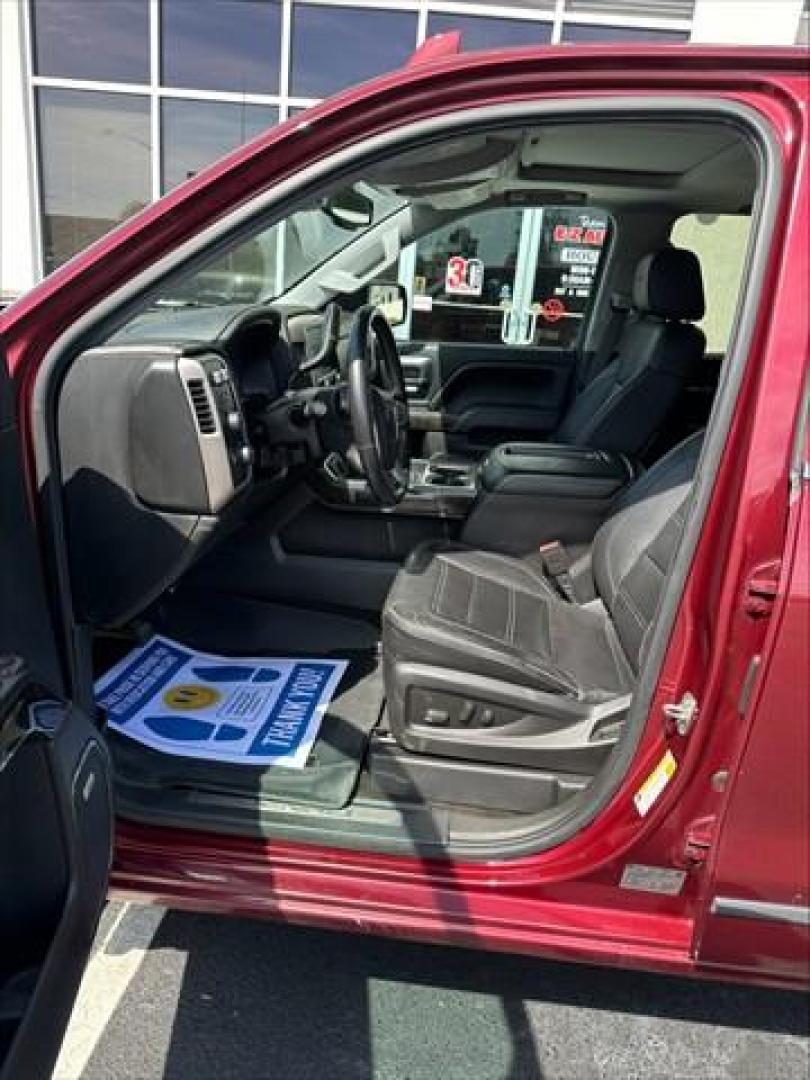 2015 Sonoma Red Metallic GMC Sierra 1500 Denali Crew Cab Short Box 4WD (3GTU2WEC5FG) , 6-Speed Automatic transmission, located at 3900 Bragg Blvd., Fayetteville, NC, 28303, (910) 868-3000, 35.081905, -78.943367 - T-9942 - 2015 GMC Sierra 1500 3GTU2WEC5FG360144 - Photo#5