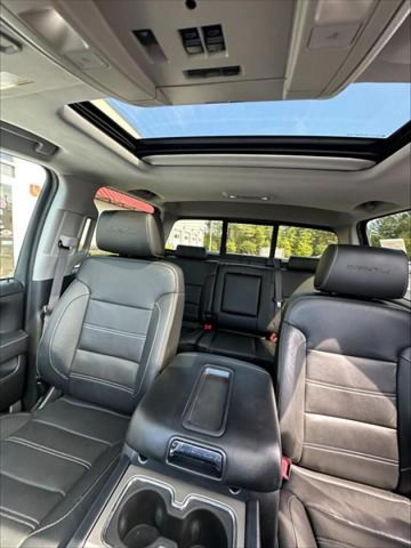 2015 Sonoma Red Metallic GMC Sierra 1500 Denali Crew Cab Short Box 4WD (3GTU2WEC5FG) , 6-Speed Automatic transmission, located at 3900 Bragg Blvd., Fayetteville, NC, 28303, (910) 868-3000, 35.081905, -78.943367 - T-9942 - 2015 GMC Sierra 1500 3GTU2WEC5FG360144 - Photo#9