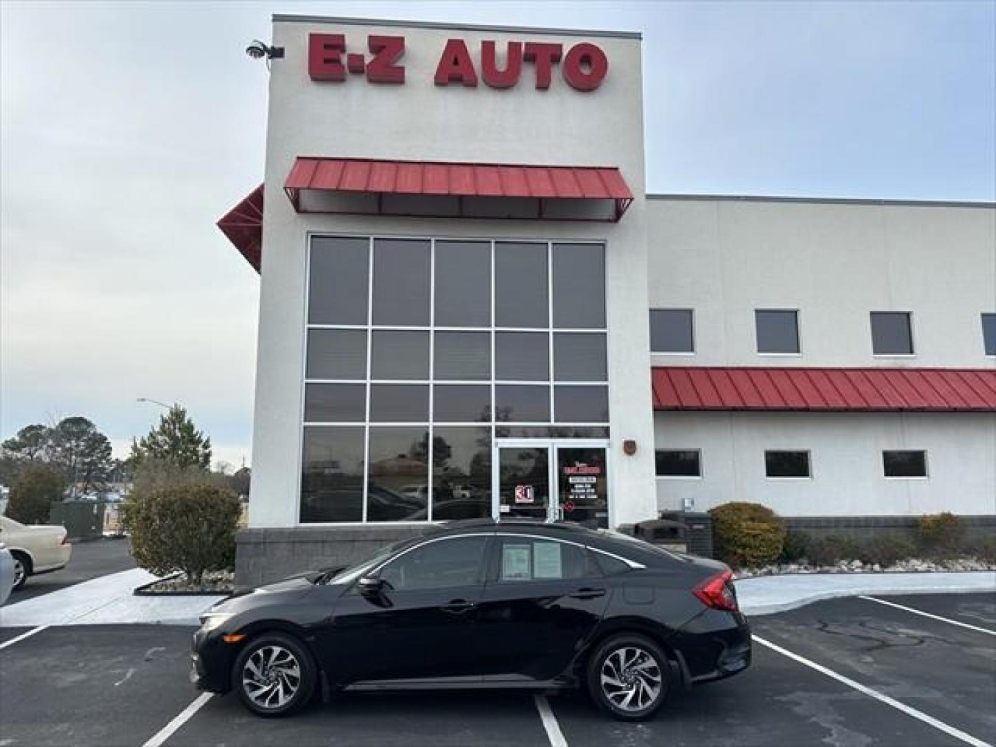 2018 Crystal Black Pearl Honda Civic EX Sedan CVT (19XFC2F73JE) , Continuously Variable Transmission transmission, located at 3900 Bragg Blvd., Fayetteville, NC, 28303, (910) 868-3000, 35.081905, -78.943367 - T-9946 - 2018 Honda Civic 19XFC2F73JE032547 - Photo#0
