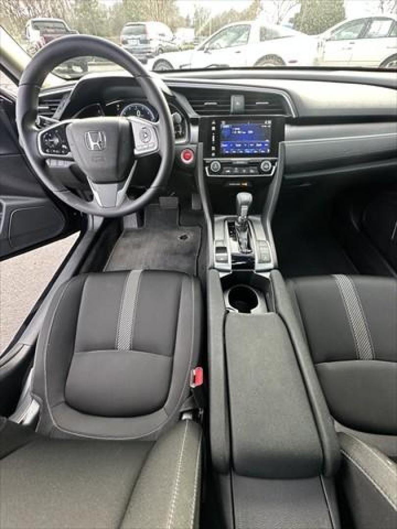 2018 Crystal Black Pearl Honda Civic EX Sedan CVT (19XFC2F73JE) , Continuously Variable Transmission transmission, located at 3900 Bragg Blvd., Fayetteville, NC, 28303, (910) 868-3000, 35.081905, -78.943367 - T-9946 - 2018 Honda Civic 19XFC2F73JE032547 - Photo#5