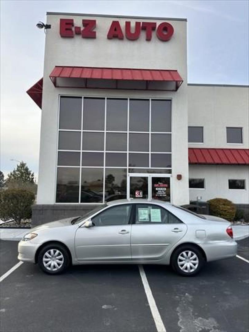 2006 Lunar Mist Metallic Toyota Camry LE (4T1BE32K06U) , located at 3900 Bragg Blvd., Fayetteville, NC, 28303, (910) 868-3000, 35.081905, -78.943367 - T-9954 - 2006 Toyota Camry 4T1BE32K06U748531 - Photo#0