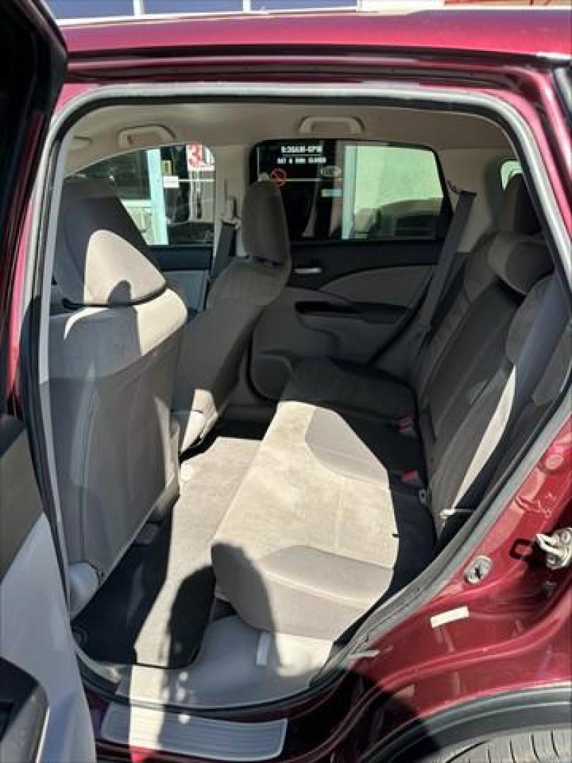 2014 Basque Red Pearl II Honda CR-V LX 2WD 5-Speed AT (5J6RM3H32EL) , 5-Speed Automatic transmission, located at 3900 Bragg Blvd., Fayetteville, NC, 28303, (910) 868-3000, 35.081905, -78.943367 - T-9965 - 2014 Honda CR-V 5J6RM3H32EL029950 - Photo#6
