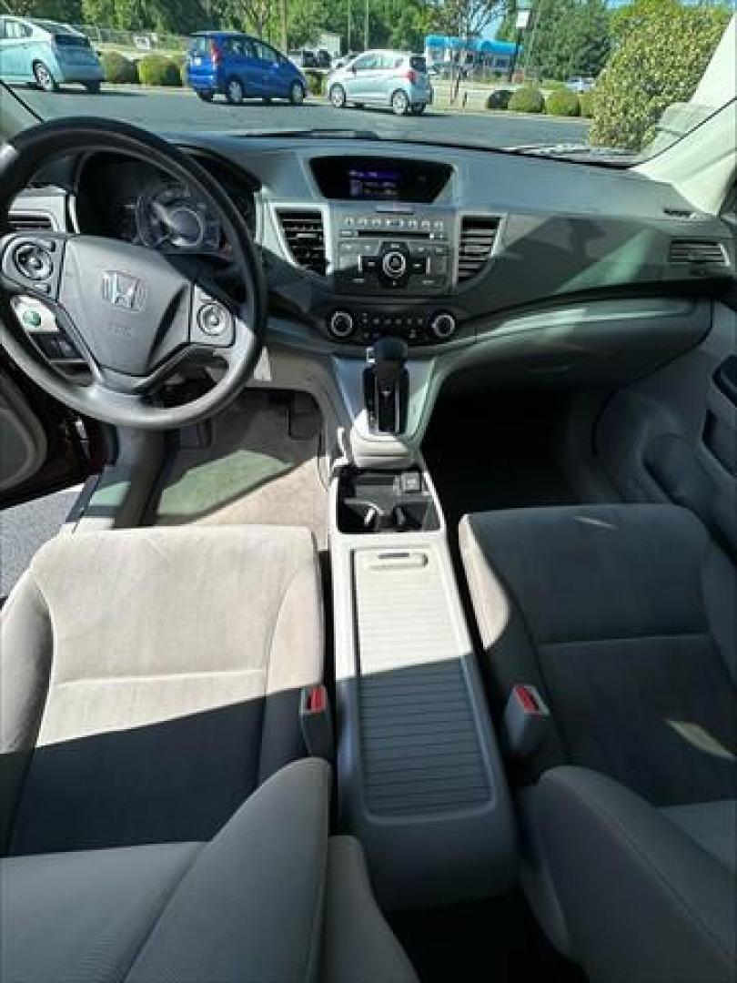 2014 Basque Red Pearl II Honda CR-V LX 2WD 5-Speed AT (5J6RM3H32EL) , 5-Speed Automatic transmission, located at 3900 Bragg Blvd., Fayetteville, NC, 28303, (910) 868-3000, 35.081905, -78.943367 - T-9965 - 2014 Honda CR-V 5J6RM3H32EL029950 - Photo#7