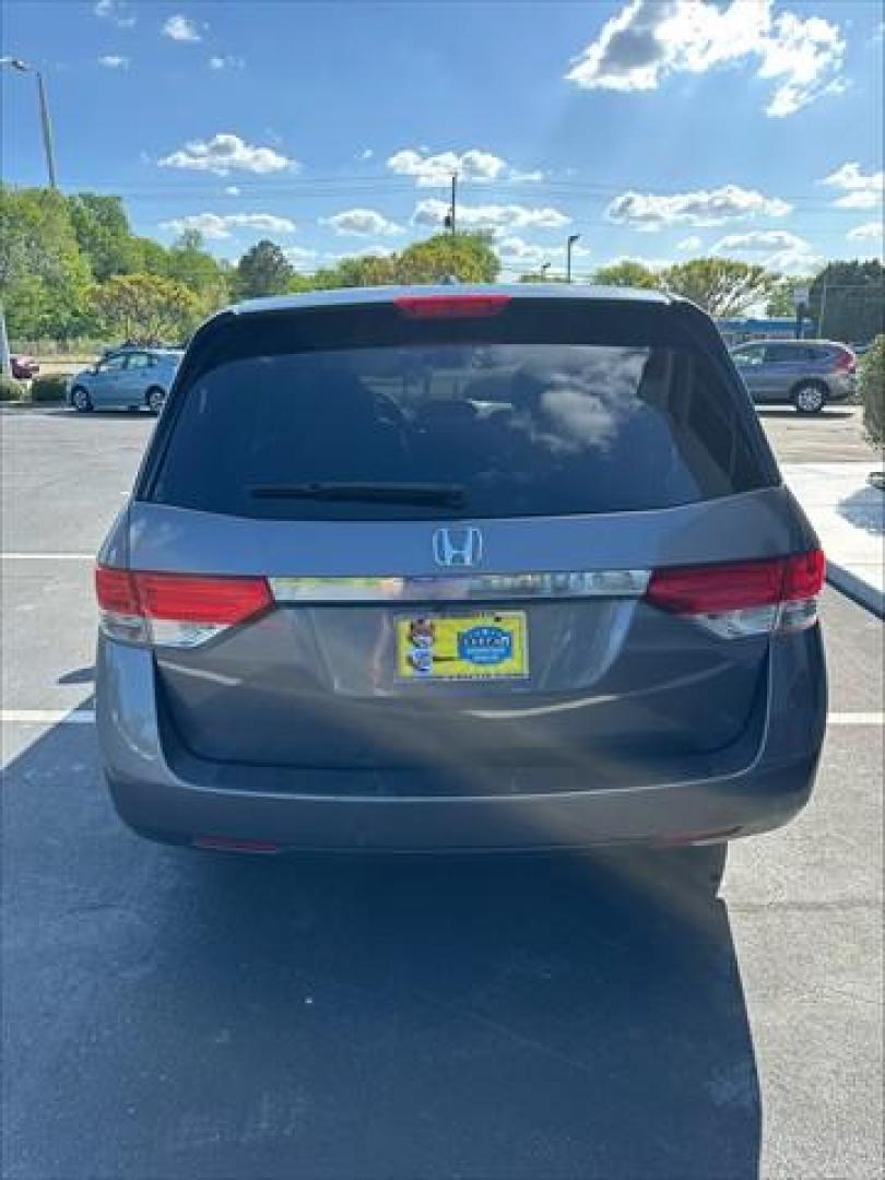 2016 Modern Steel Metallic Honda Odyssey EX-L (5FNRL5H68GB) , 6-Speed Automatic transmission, located at 3900 Bragg Blvd., Fayetteville, NC, 28303, (910) 868-3000, 35.081905, -78.943367 - T-9971 - 2016 Honda Odyssey 5FNRL5H68GB092328 - Photo#3