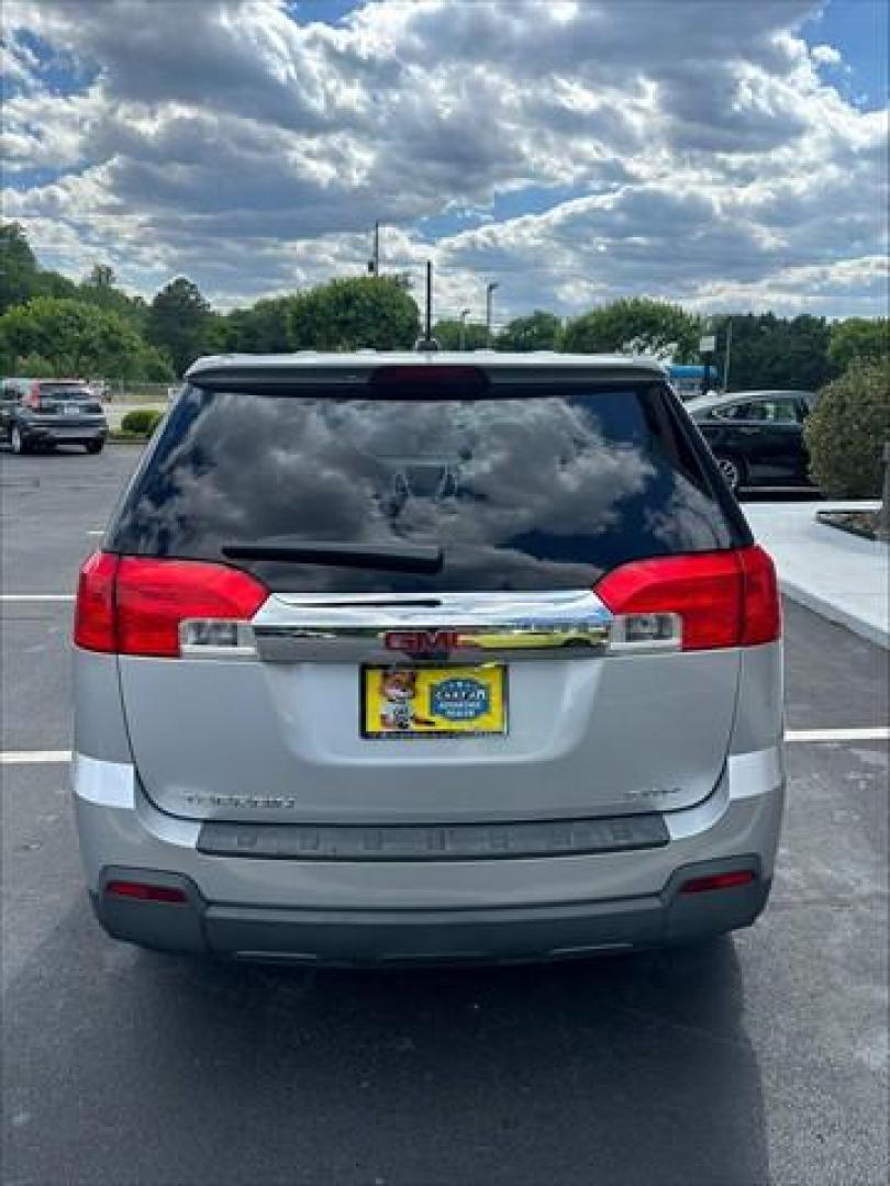 2015 Quicksilver Metallic GMC Terrain SLE1 AWD (2GKFLVEK8F6) , 6-Speed Automatic transmission, located at 3900 Bragg Blvd., Fayetteville, NC, 28303, (910) 868-3000, 35.081905, -78.943367 - T-9974 - 2015 GMC Terrain 2GKFLVEK8F6335049 - Photo#3