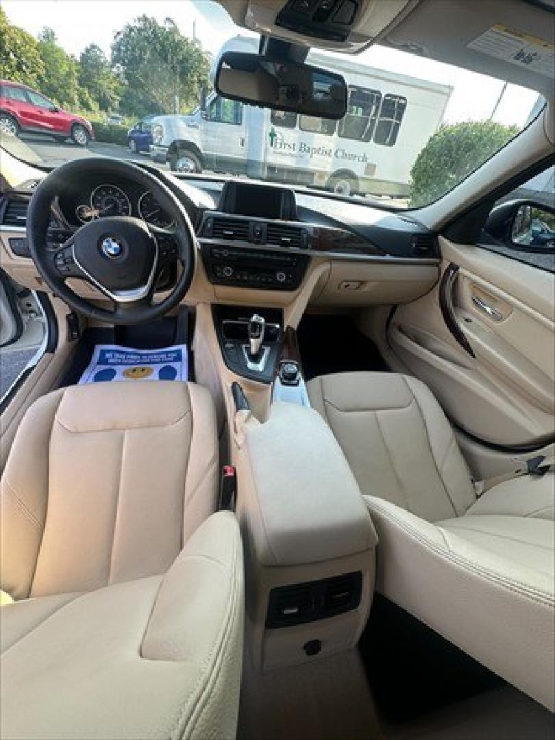 2014 Alpine White BMW 3-Series 328i Sedan (WBA3A5C55EJ) , 8-Speed Automatic transmission, located at 3900 Bragg Blvd., Fayetteville, NC, 28303, (910) 868-3000, 35.081905, -78.943367 - T-10016 - 2014 BMW 3-Series WBA3A5C55EJ465385- Photo#4